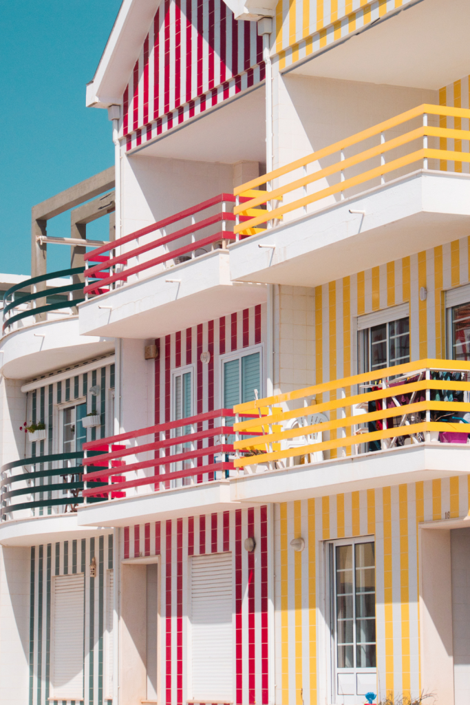 maisons colorés de la costa nova