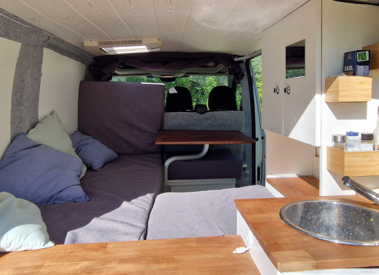 am&eacute;nagement int&eacute;rieur en bois d'un jumpy